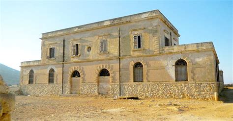 villa di prada a levanzo|Dai Florio ai Prada: la storia della masseria ottocentesca di .